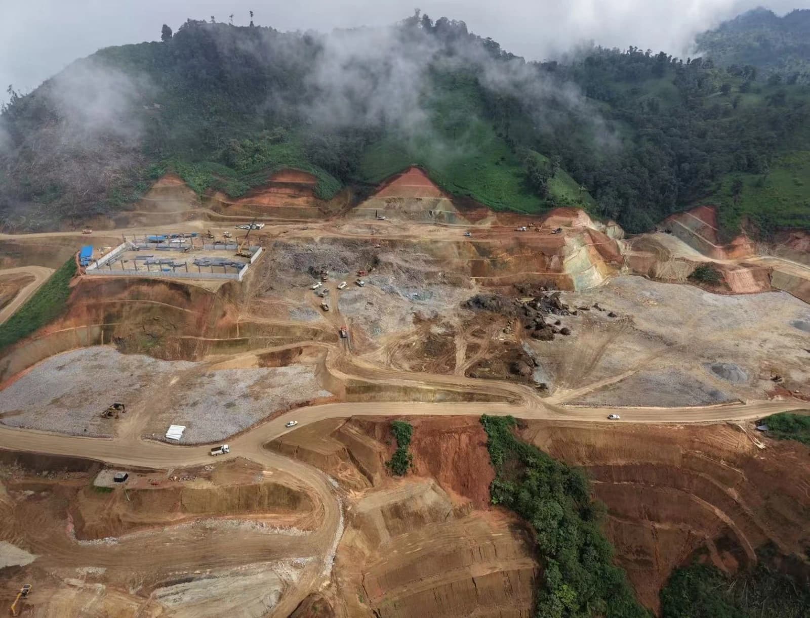 Lyon Mining engineers